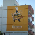 Fachada centro comercial Bonaire en Valencia